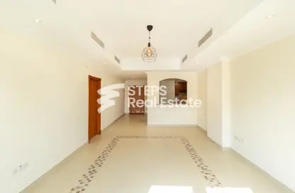 Apartment - 1 Bedroom - 2 Bathrooms for rent in East Porto Drive - Porto Arabia - The Pearl Island - Doha