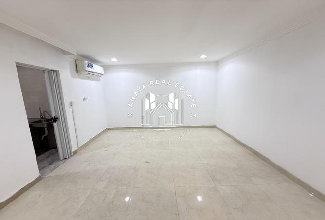 968396 - Property Image 3