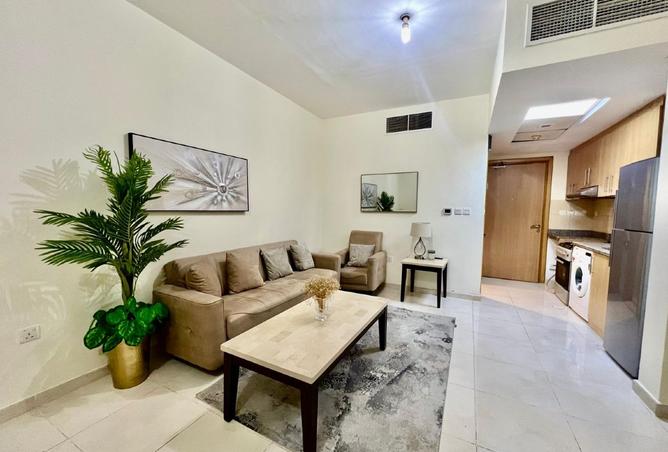 977829 - Property Image 2