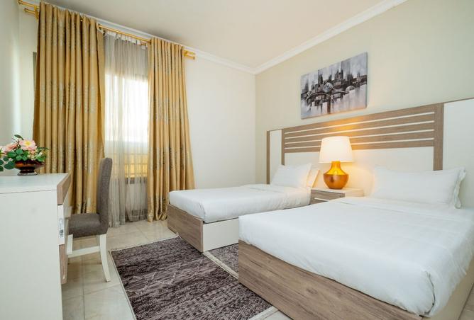 979555 - Property Image 3