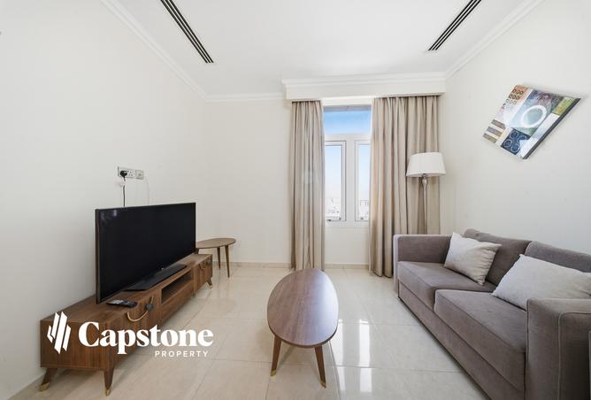 989216 - Property Image 3