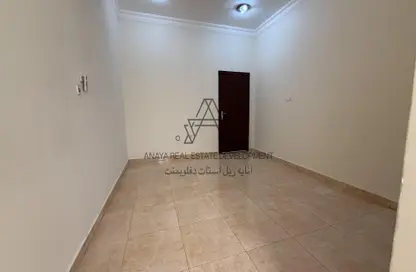 Villa - Studio - 1 Bathroom for rent in Ain Khaled Villas - Ain Khaled - Doha