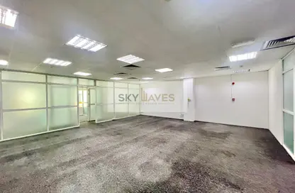 مساحات مكتبية - استوديو - 2 حمامات للايجار في شارع المطار القديم - طريق المطار القديم - الدوحة
