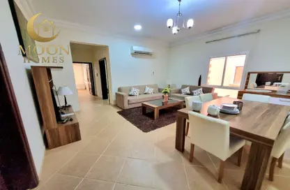Apartment - 2 Bedrooms - 2 Bathrooms for rent in Al Muntazah Street - Al Muntazah - Doha