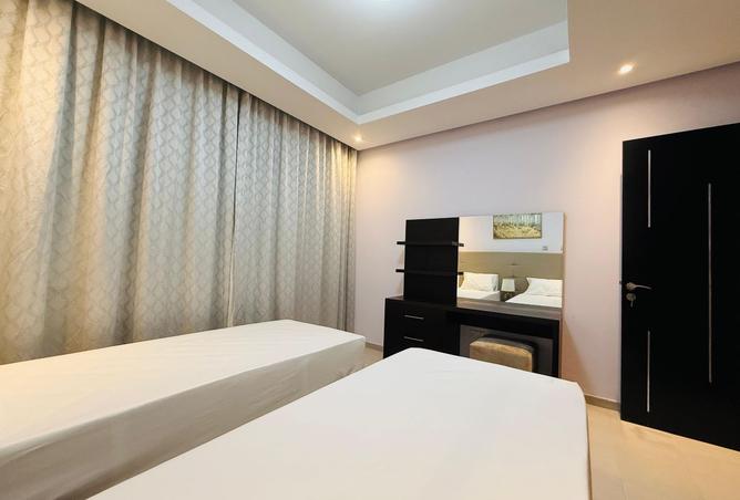 988222 - Property Image 3