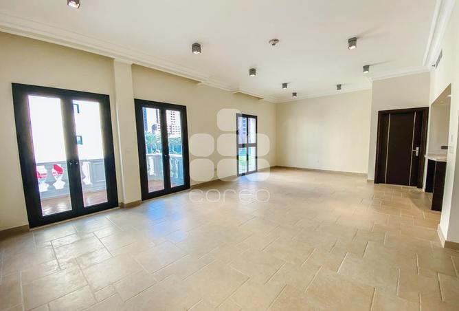 920242 - Property Image 2