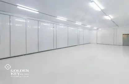 Warehouse - Studio for rent in Industrial Area 1 - Industrial Area - Doha