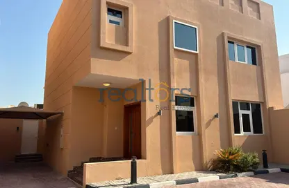 Compound - 3 Bedrooms - 4 Bathrooms for rent in Bu Hamour Street - Abu Hamour - Doha