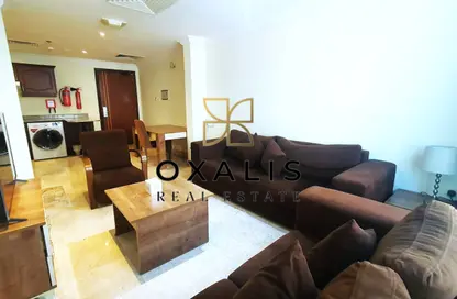 Apartment - 1 Bedroom - 2 Bathrooms for rent in Musheireb Tower - Musheireb - Musheireb - Doha