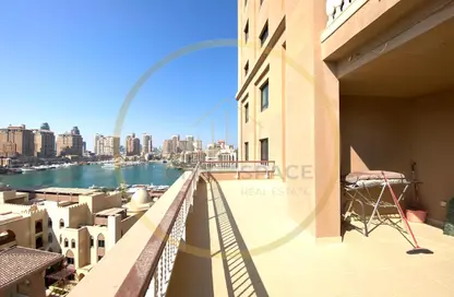 Apartment - 1 Bedroom - 2 Bathrooms for rent in West Porto Drive - Porto Arabia - The Pearl Island - Doha