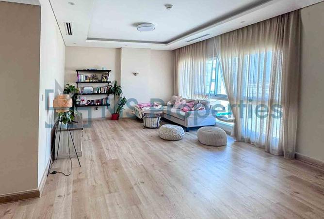 1008256 - Property Image 2