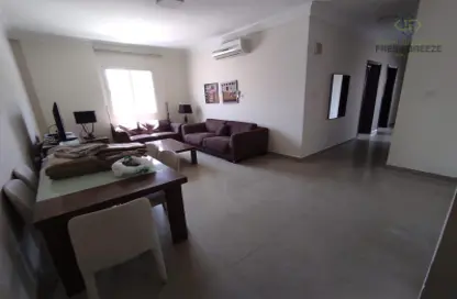 Apartment - 2 Bedrooms - 2 Bathrooms for rent in Umm Ghuwalina - Umm Ghuwailina - Doha