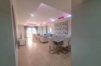 Apartment - 1 Bedroom - 2 Bathrooms for rent in Marina Gate - Porto Arabia - The Pearl Island - Doha