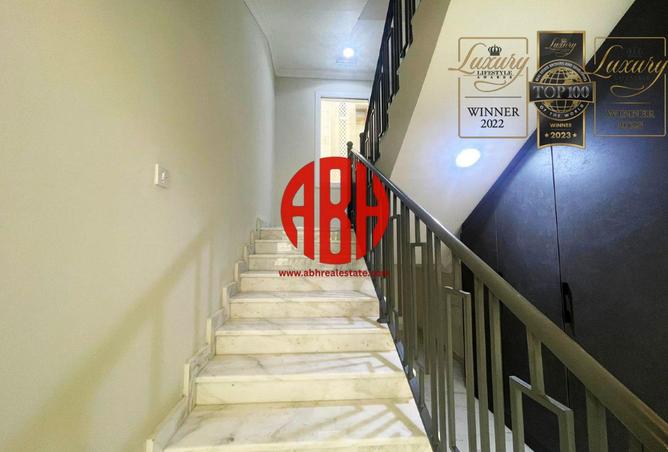 992479 - Property Image 3