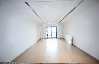 Apartment - Studio - 1 Bathroom for rent in Porto Arabia - The Pearl Island - Doha