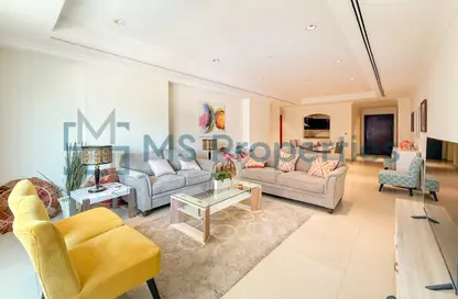 Apartment - 1 Bedroom - 2 Bathrooms for rent in West Porto Drive - Porto Arabia - The Pearl Island - Doha