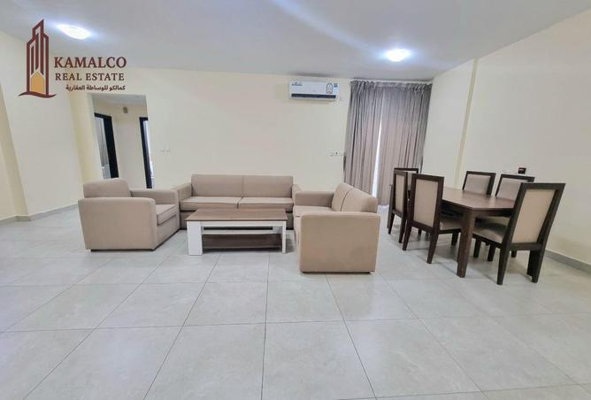 928733 - Property Image 3