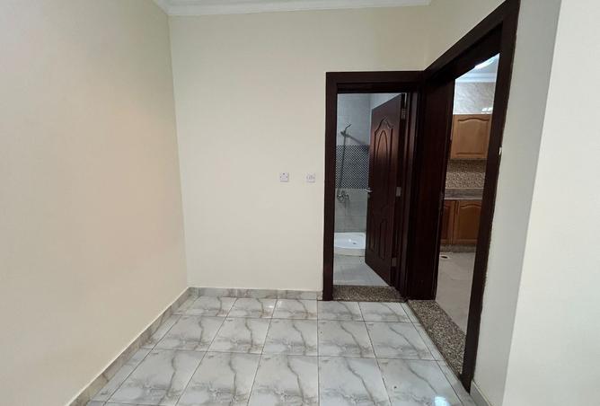 971399 - Property Image 3