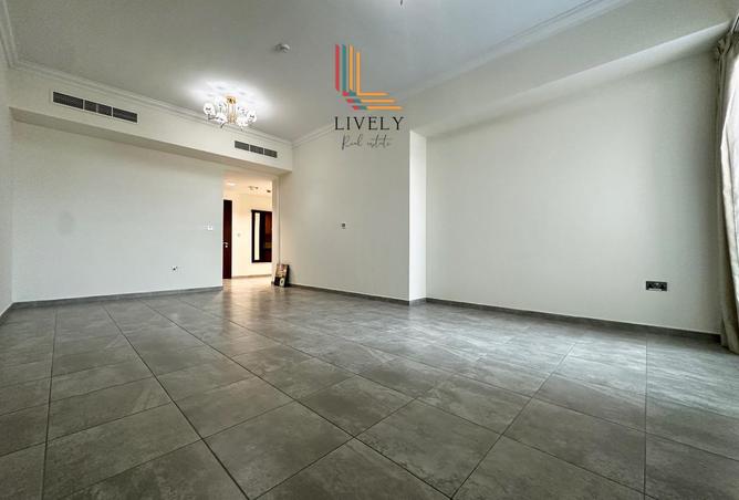 962862 - Property Image 2