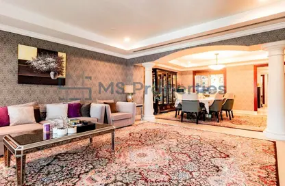 Townhouse - 2 Bedrooms - 3 Bathrooms for sale in West Porto Drive - Porto Arabia - The Pearl Island - Doha