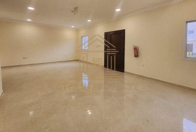 1005549 - Property Image 2