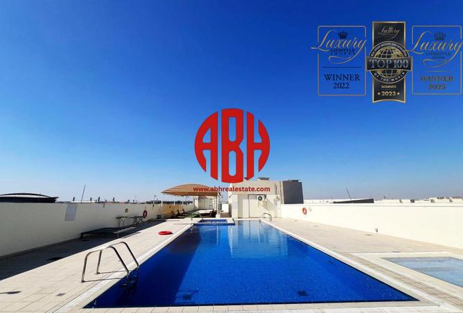 1005204 - Property Image 2