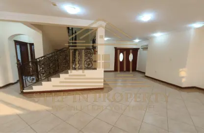 فيلا - 4 غرف نوم - 5 حمامات للايجار في شارع الوعب - الوعب - الدوحة فيلا - 4 غرف نوم - 5 حمامات للايجار في شارع الوعب - الوعب - الدوحة