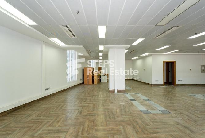 953613 - Property Image 2