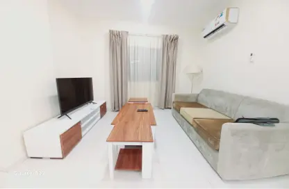 Apartment - 1 Bedroom - 1 Bathroom for rent in Umm Ghuwalina - Umm Ghuwailina - Doha
