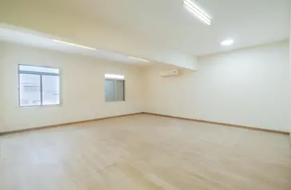 Warehouse - Studio for sale in Industrial Area 1 - Industrial Area - Doha