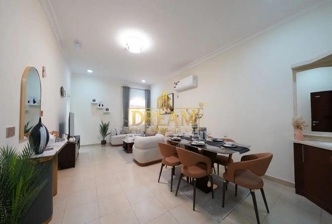 953027 - Property Main Image