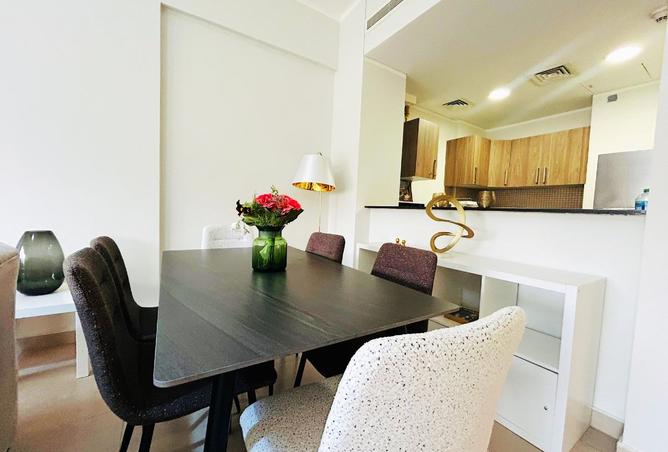 987988 - Property Image 3