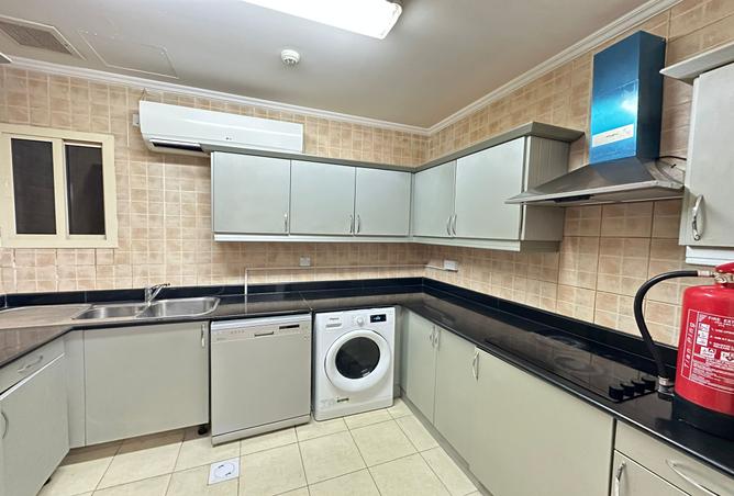 935466 - Property Image 2