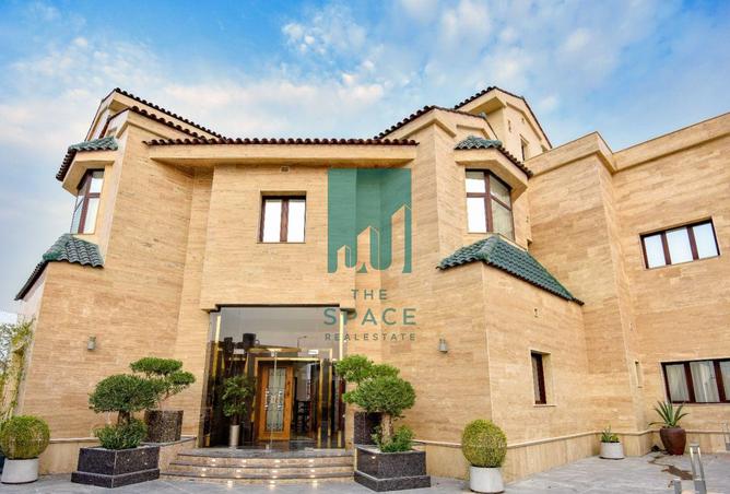 965721 - Property Image 2