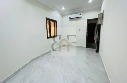 Apartment - 3 Bedrooms - 3 Bathrooms for rent in Al Muntazah Street - Al Muntazah - Doha