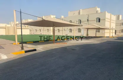 Villa - 5 Bedrooms - 6 Bathrooms for rent in Ain Khalid Gate - Ain Khaled - Doha