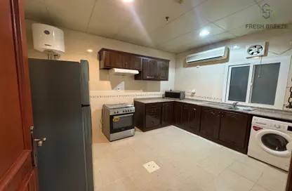 Apartment - 2 Bedrooms - 2 Bathrooms for rent in Al Sadd - Al Sadd - Doha