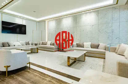 Apartment - 3 Bedrooms - 4 Bathrooms for sale in Floresta Gardens - Floresta Gardens - The Pearl Island - Doha