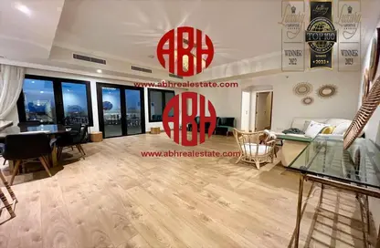 Apartment - 2 Bedrooms - 3 Bathrooms for rent in West Porto Drive - Porto Arabia - The Pearl Island - Doha