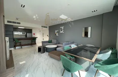 شقة - 2 غرف نوم - 3 حمامات للايجار في عرض البوليفارد - مدينة الياسمين - الوسيل