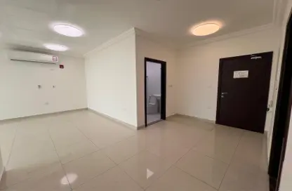 Apartment - 2 Bedrooms - 2 Bathrooms for rent in Najma Street - Najma - Doha