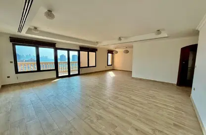 Apartment - 2 Bedrooms - 3 Bathrooms for rent in East Porto Drive - Porto Arabia - The Pearl Island - Doha Apartment - 2 Bedrooms - 3 Bathrooms for rent in East Porto Drive - Porto Arabia - The Pearl Island - Doha
