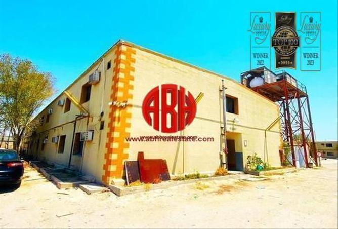 سكن عمال - استوديو - 8 حمامات للايجار في المنطقة الصناعية 1 - المنطقة الصناعية - الدوحة