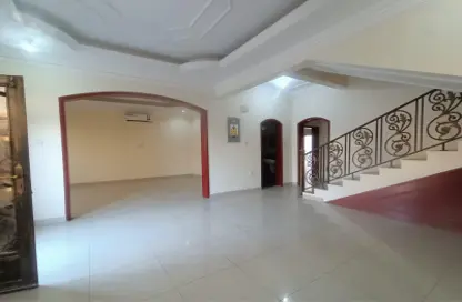 Villa - 5 Bedrooms - 6 Bathrooms for rent in Ain Khaled - Ain Khaled - Doha