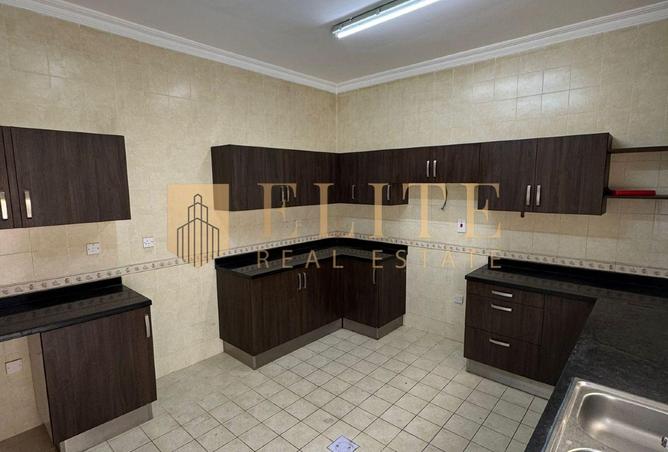 996125 - Property Image 2