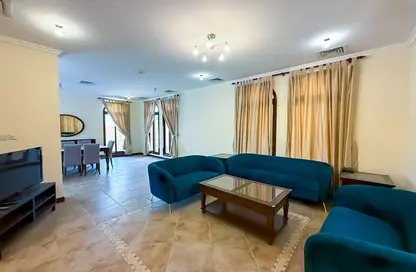 Villa - 4 Bedrooms - 6 Bathrooms for rent in Al Najda Street - Madinat Khalifa North - Madinat Khalifa - Doha