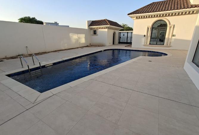 999407 - Property Image 3