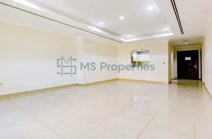 Apartment - 1 Bedroom - 2 Bathrooms for rent in West Porto Drive - Porto Arabia - The Pearl Island - Doha