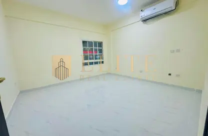 شقة - 2 غرف نوم - 3 حمامات للايجار في 1 بن درهم - المنصورة - الدوحة