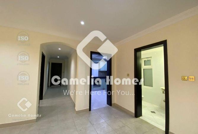 976992 - Property Image 3